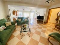 Resale - Finca - Algorfa