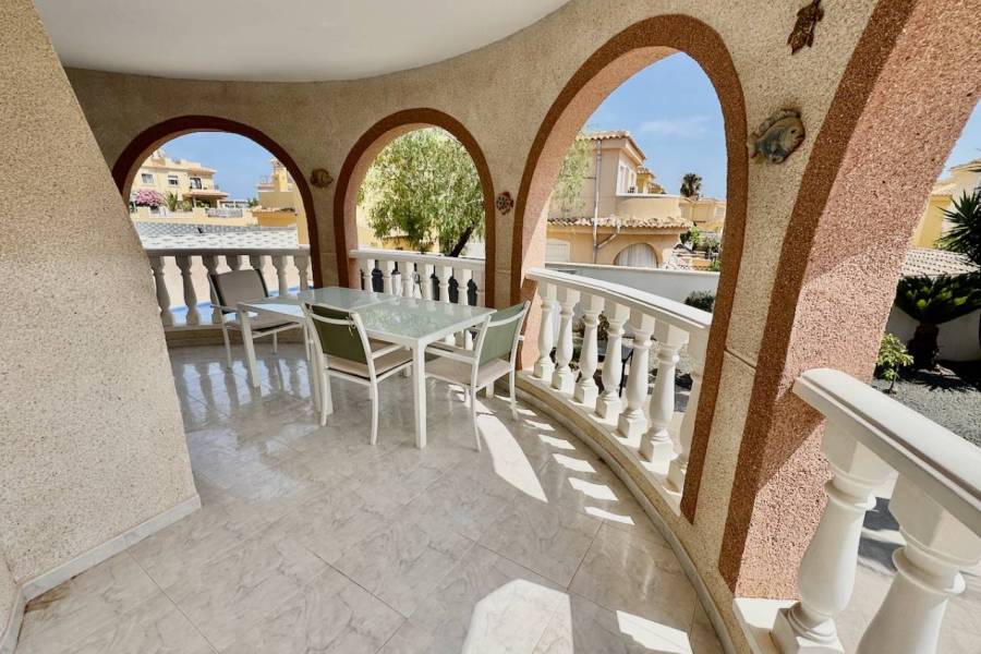 Reventa - Villa - Ciudad Quesada - Lo Pepin