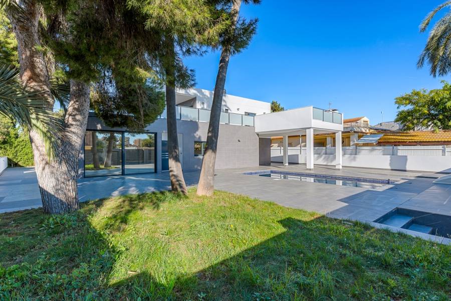 Resale - Villa - Campoamor