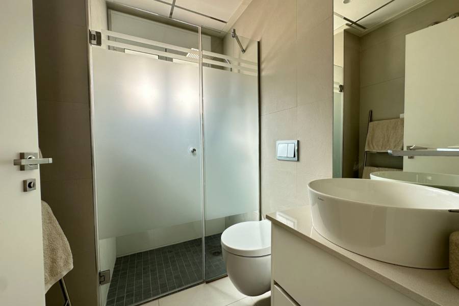 Reventa - Villa - Torrevieja