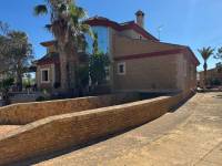Resale - Finca / Country Property - Los Montesinos