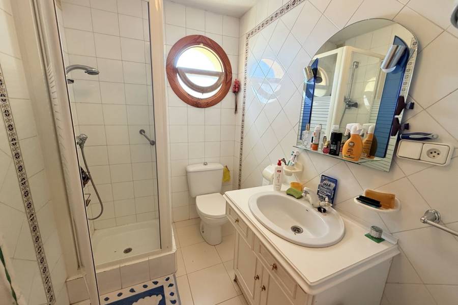 Resale - Apartment - Torrevieja