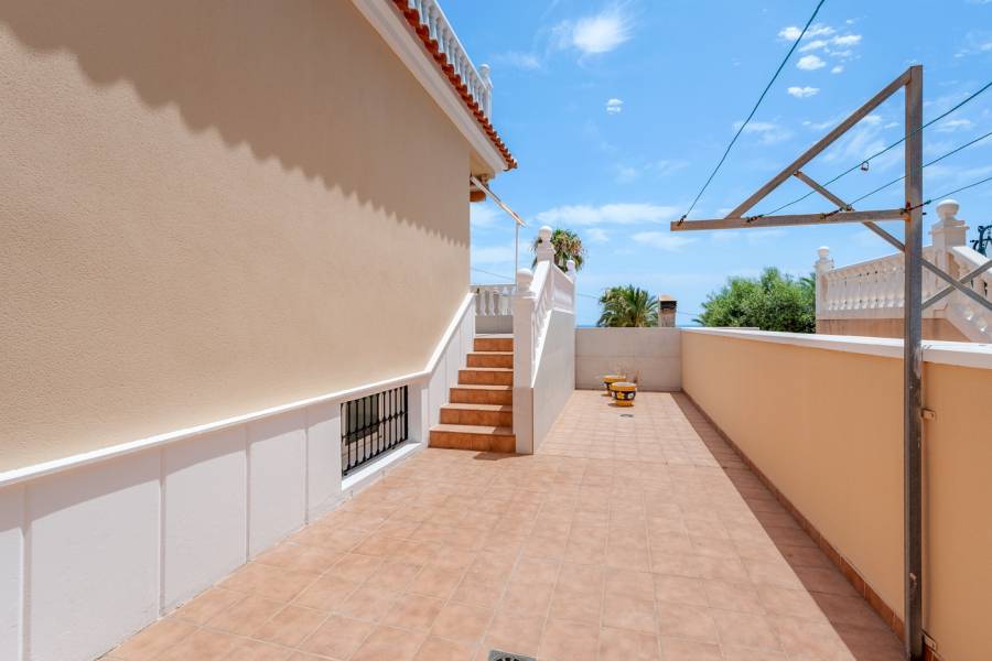 Reventa - Villa - Torrevieja