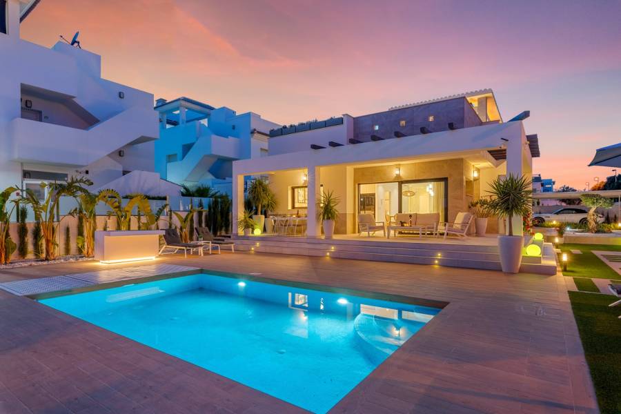 Resale - Villa - Ciudad Quesada - Rojales
