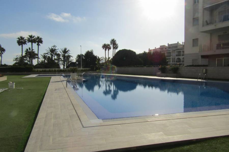 Resale - A - La Mata
