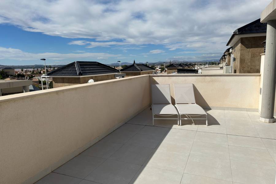 Reventa - Villa - Torrevieja