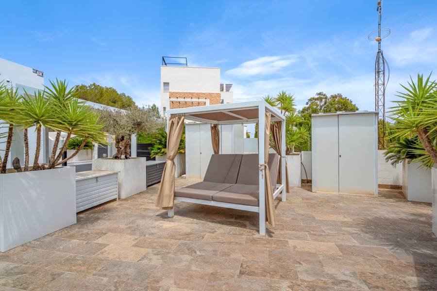 Resale - Villa - Orihuela costa - Villamartín