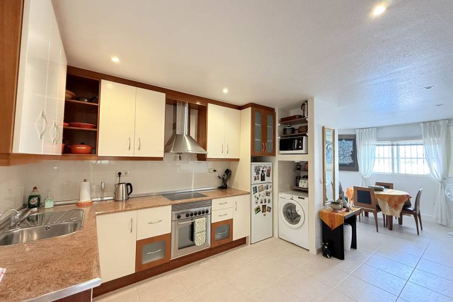 Reventa - Villa - Benimar