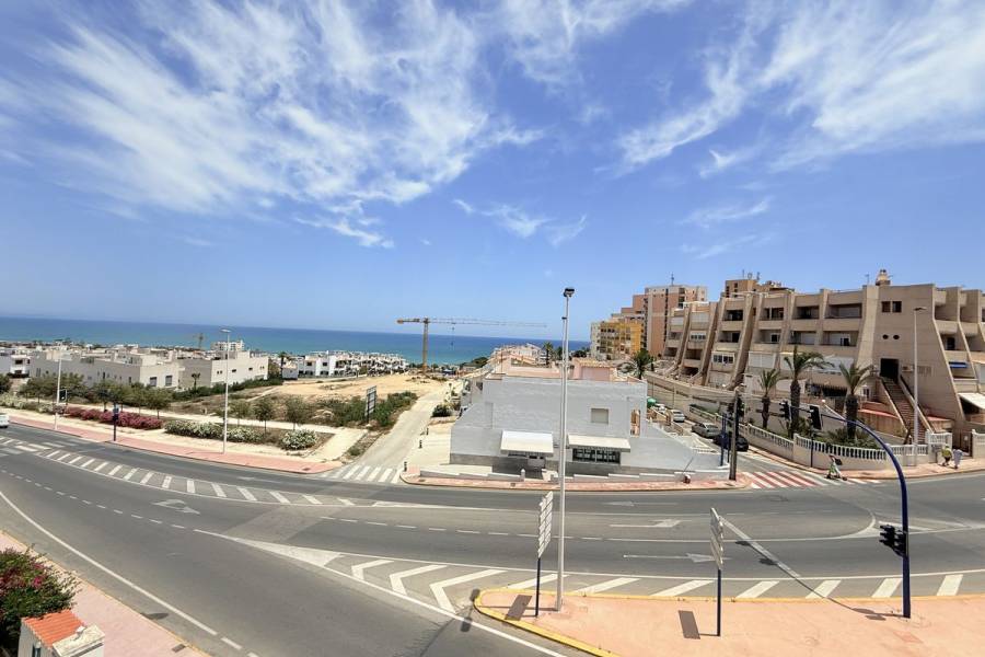 Resale - Apartment - Torrevieja