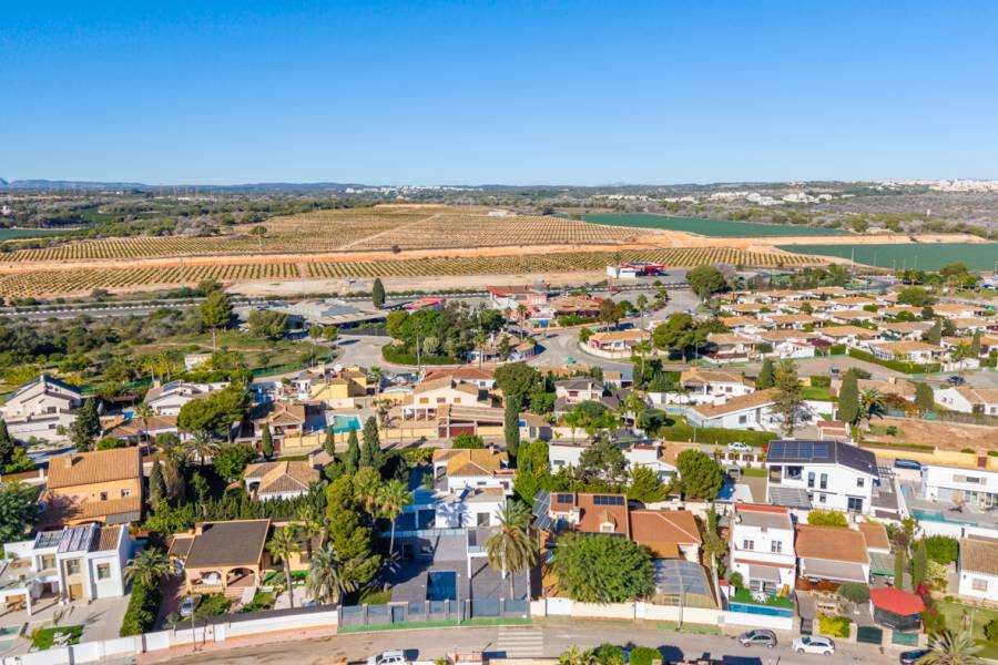 Resale - Villa - Campoamor