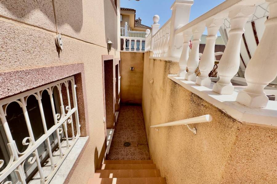 Reventa - Villa - Benijofar
