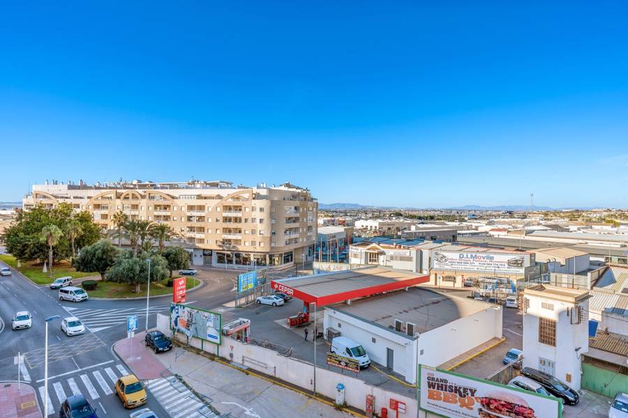 Resale - Apartment - Torrevieja