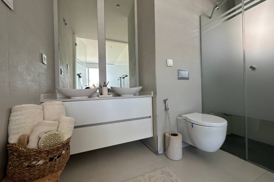 Reventa - Villa - Torrevieja