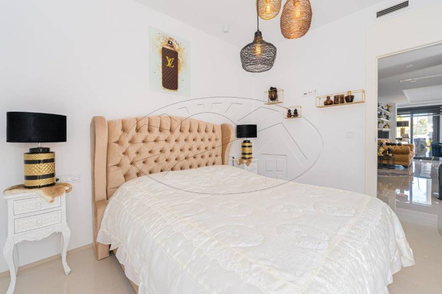 Resale - Villa - Ciudad Quesada