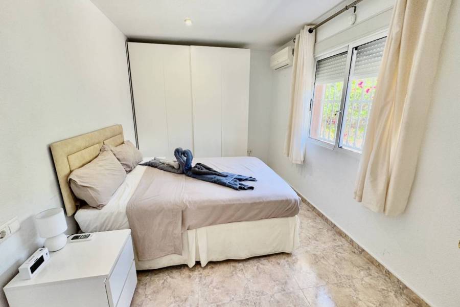 Reventa - Villa - Benijofar