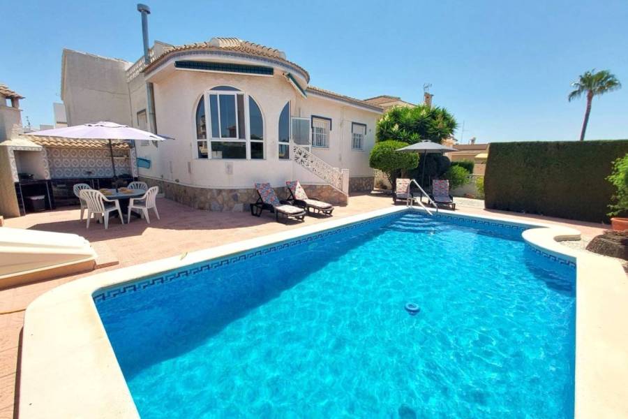 Reventa - Villa - Ciudad Quesada - Pueblo Bravo