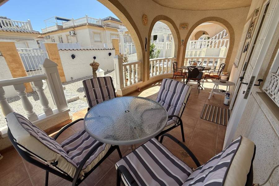 Resale - Villa - Benimar