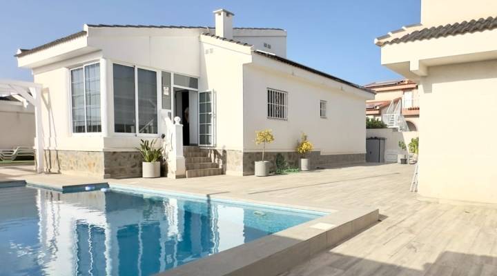 Villa - Reventa - Ciudad Quesada - Lo Pepin
