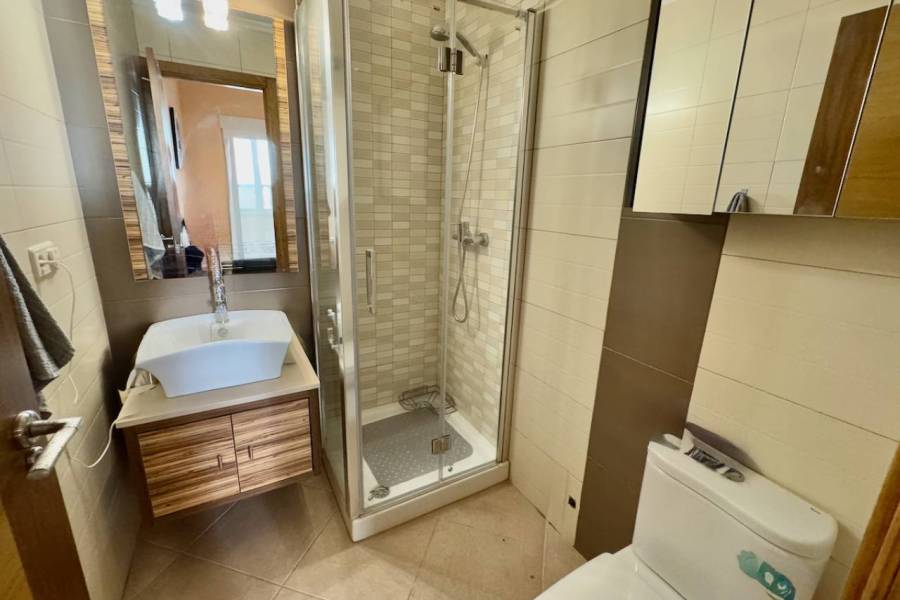 Resale - Apartment - Formentera del Segura