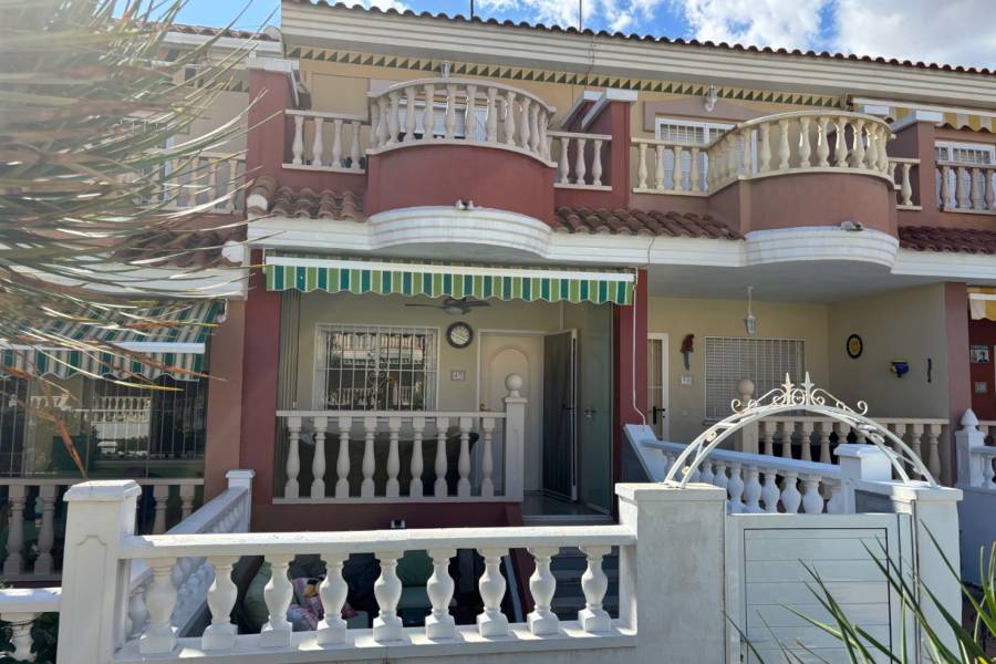 Resale - Townhouse - Ciudad Quesada - Dona Pepa