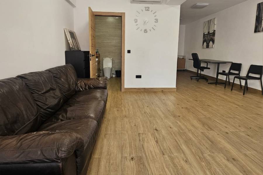 Reventa - Commercial property - Guardamar Del Segura - Town Guardamar