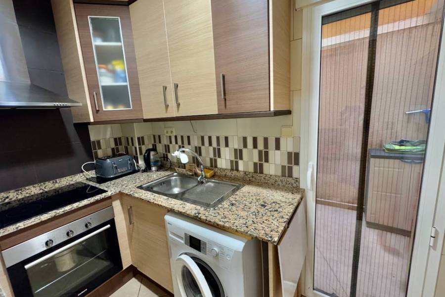 Resale - Apartment - Formentera del Segura