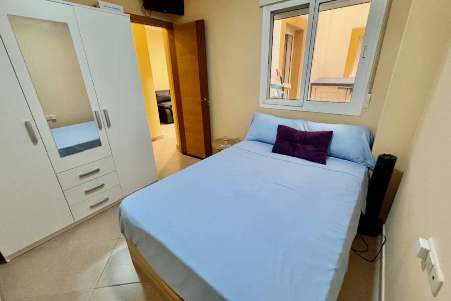 Resale - Apartment - Formentera del Segura