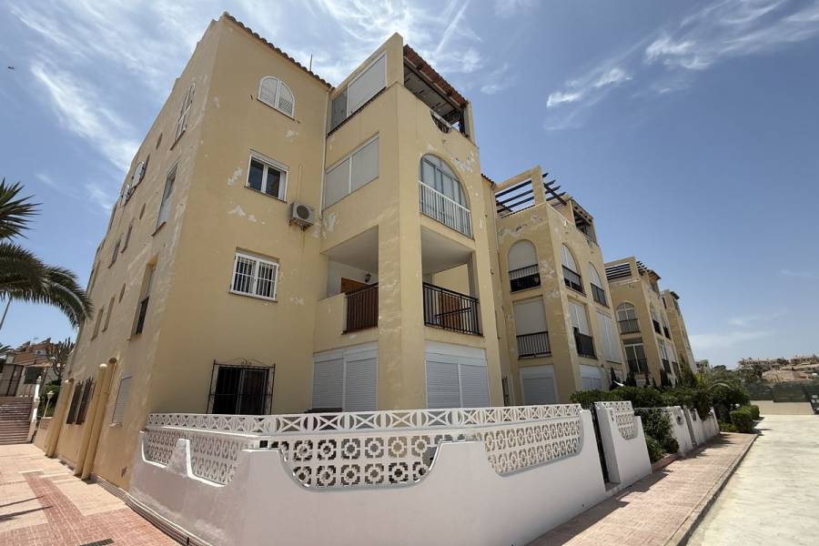 Resale - Apartment - Torrevieja