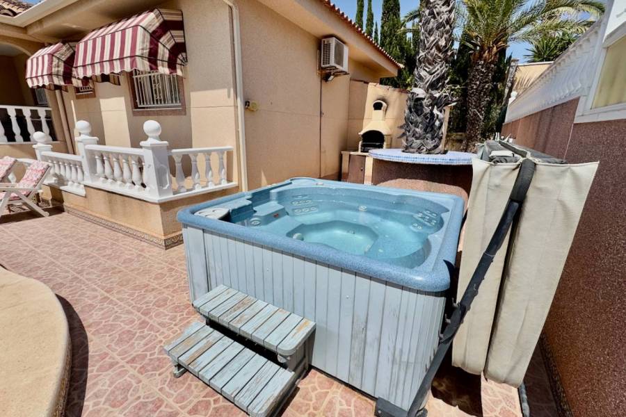Reventa - Villa - Benijofar