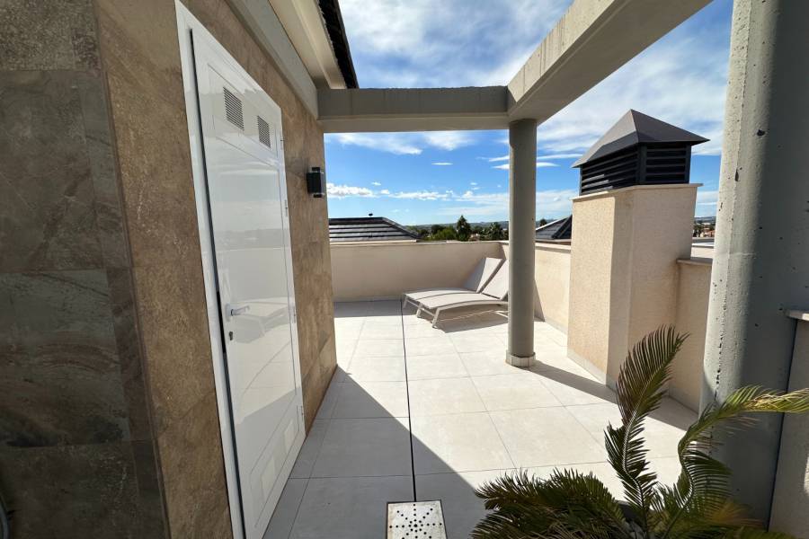 Reventa - Villa - Torrevieja