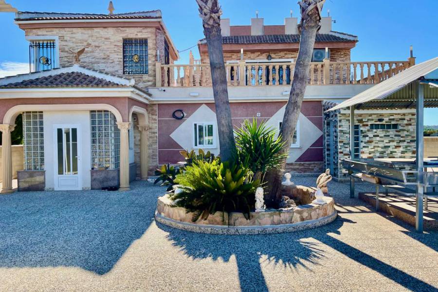 Resale - Villa - Guardamar del Segura