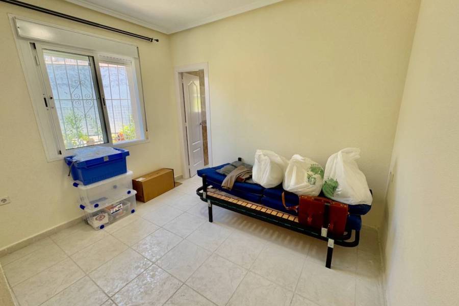 Resale - Villa - Ciudad Quesada