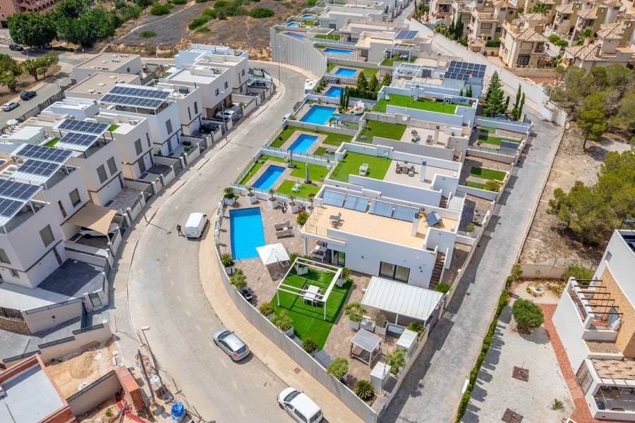 Resale - Villa - Orihuela costa - Villamartín