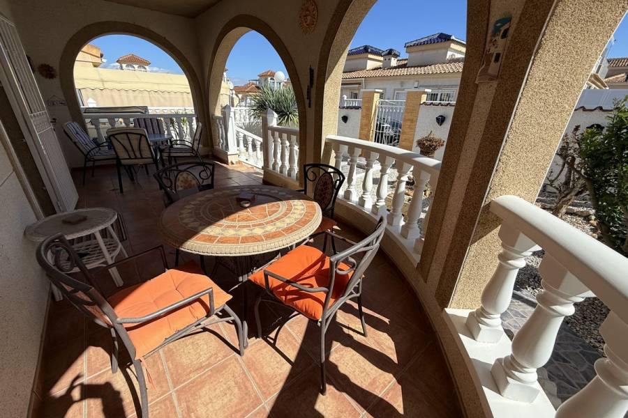 Resale - Villa - Benimar