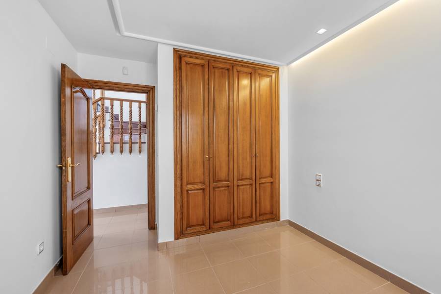 Reventa - Villa - Torrevieja