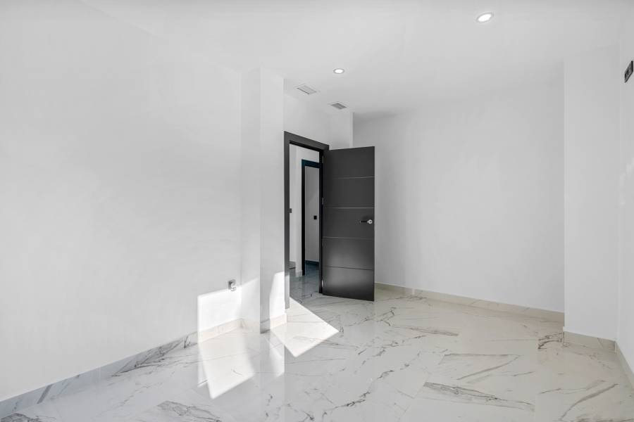 Resale - Villa - Campoamor