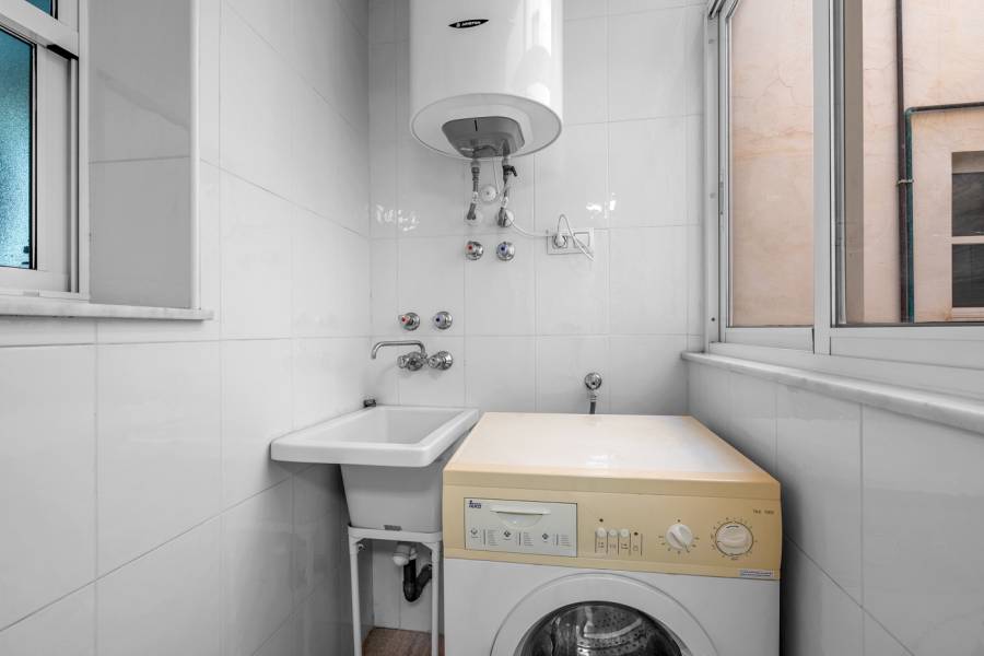 Resale - Apartment - Torrevieja