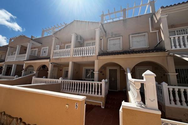 Townhouse - Reventa - Ciudad Quesada - Ciudad Quesada - Doña Pepa Townhouse - Reventa - Ciudad Quesada - Ciudad Quesada - Doña Pepa