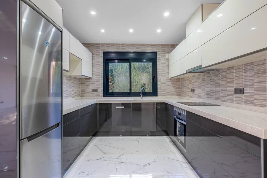 Resale - Villa - Campoamor