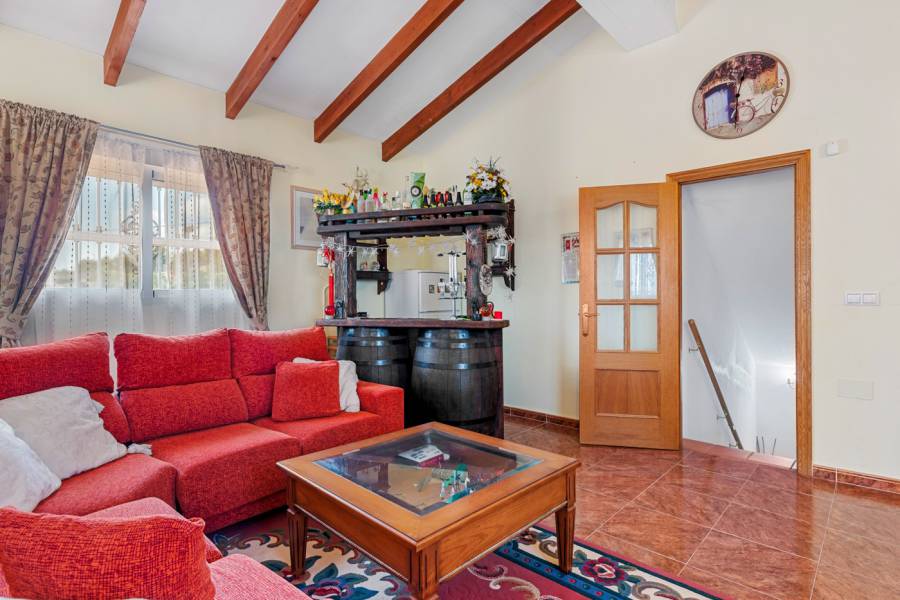 Resale - Villa - Jacarilla