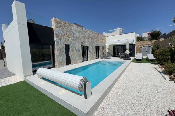 Villa - Resale - Algorfa - La Finca Golf Resort