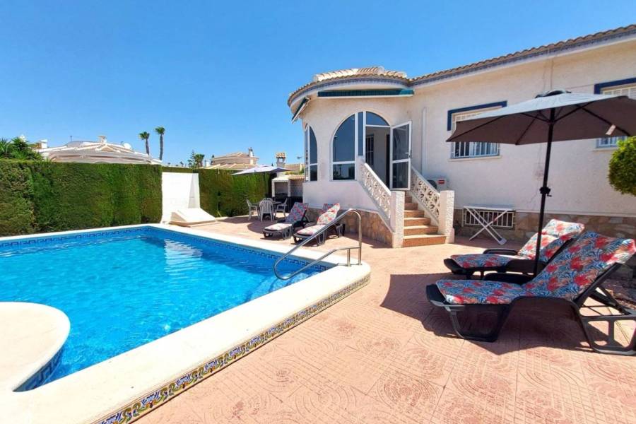 Reventa - Villa - Ciudad Quesada - Pueblo Bravo