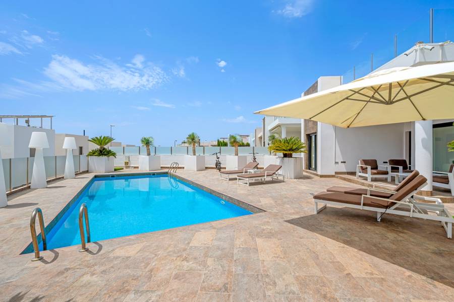 Resale - Villa - Orihuela costa - Villamartín