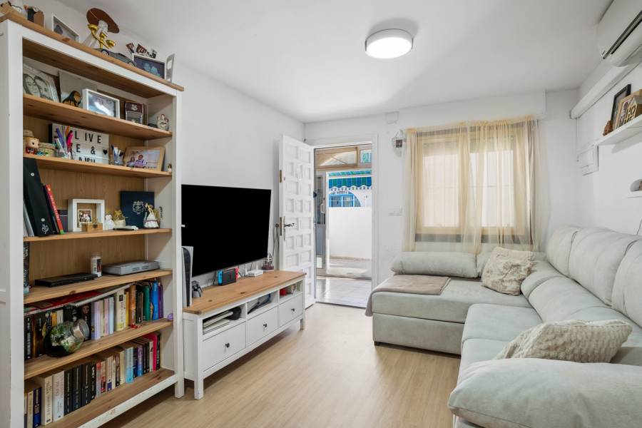 Resale - bungalow - Torrevieja - La Siesta