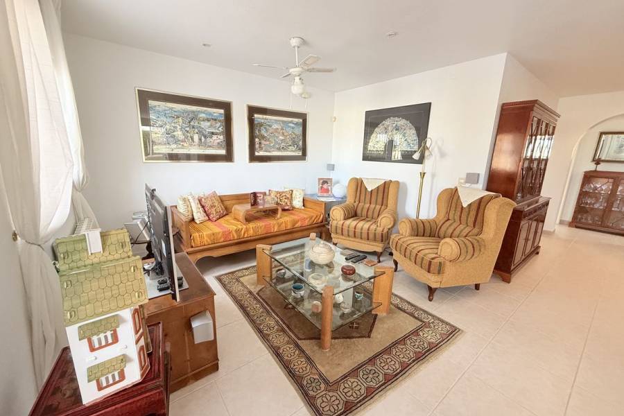 Reventa - Villa - Benimar