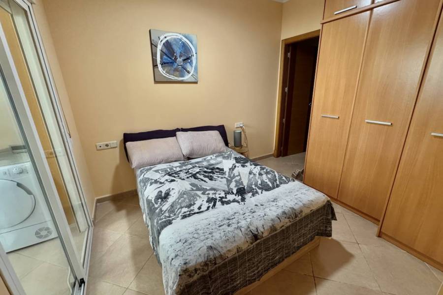 Resale - Apartment - Formentera del Segura
