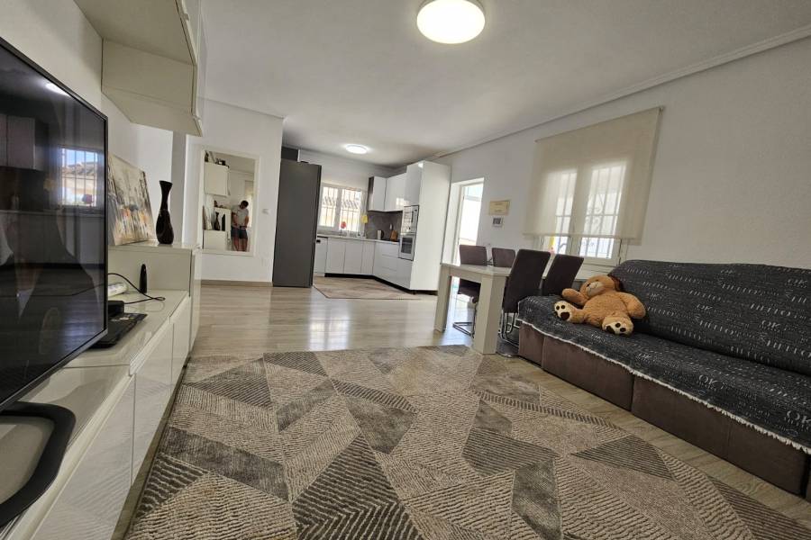 Reventa - Villa - Ciudad Quesada - Lo Pepin