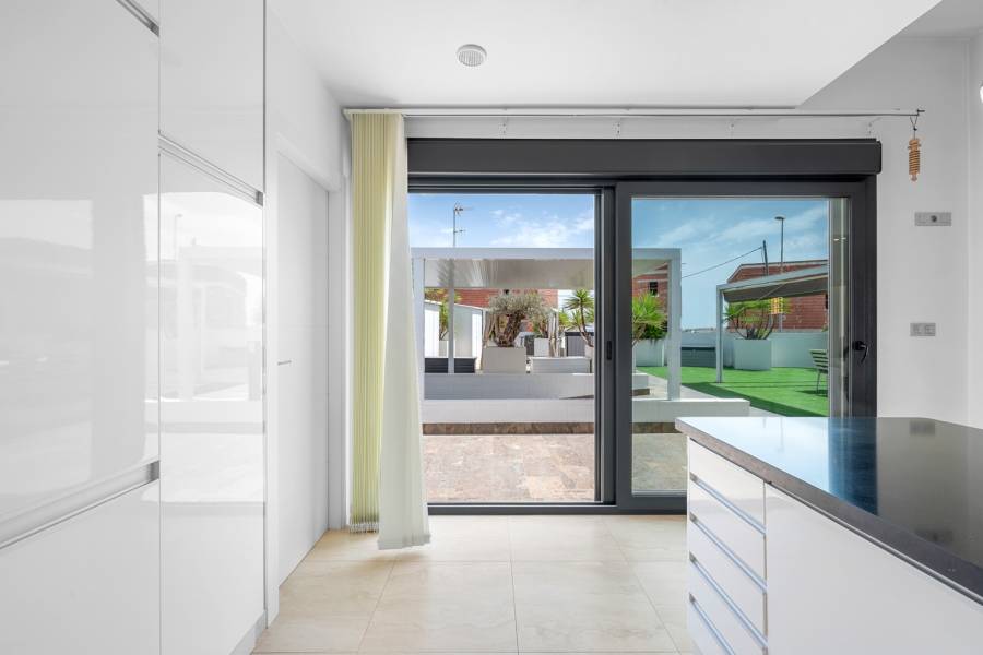 Resale - Villa - Orihuela costa - Villamartín