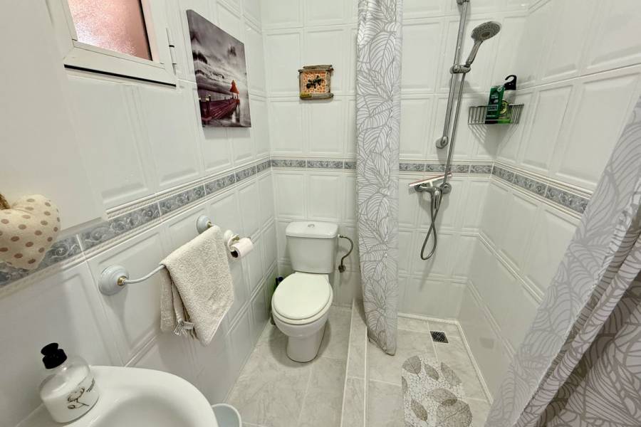 Resale - Villa - Benimar