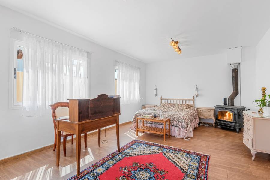 Resale - Villa - Alfas del Pi - Alfas Del Pi